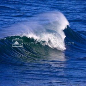 Huge Surf Curl – Oregon Coast Wave Photography